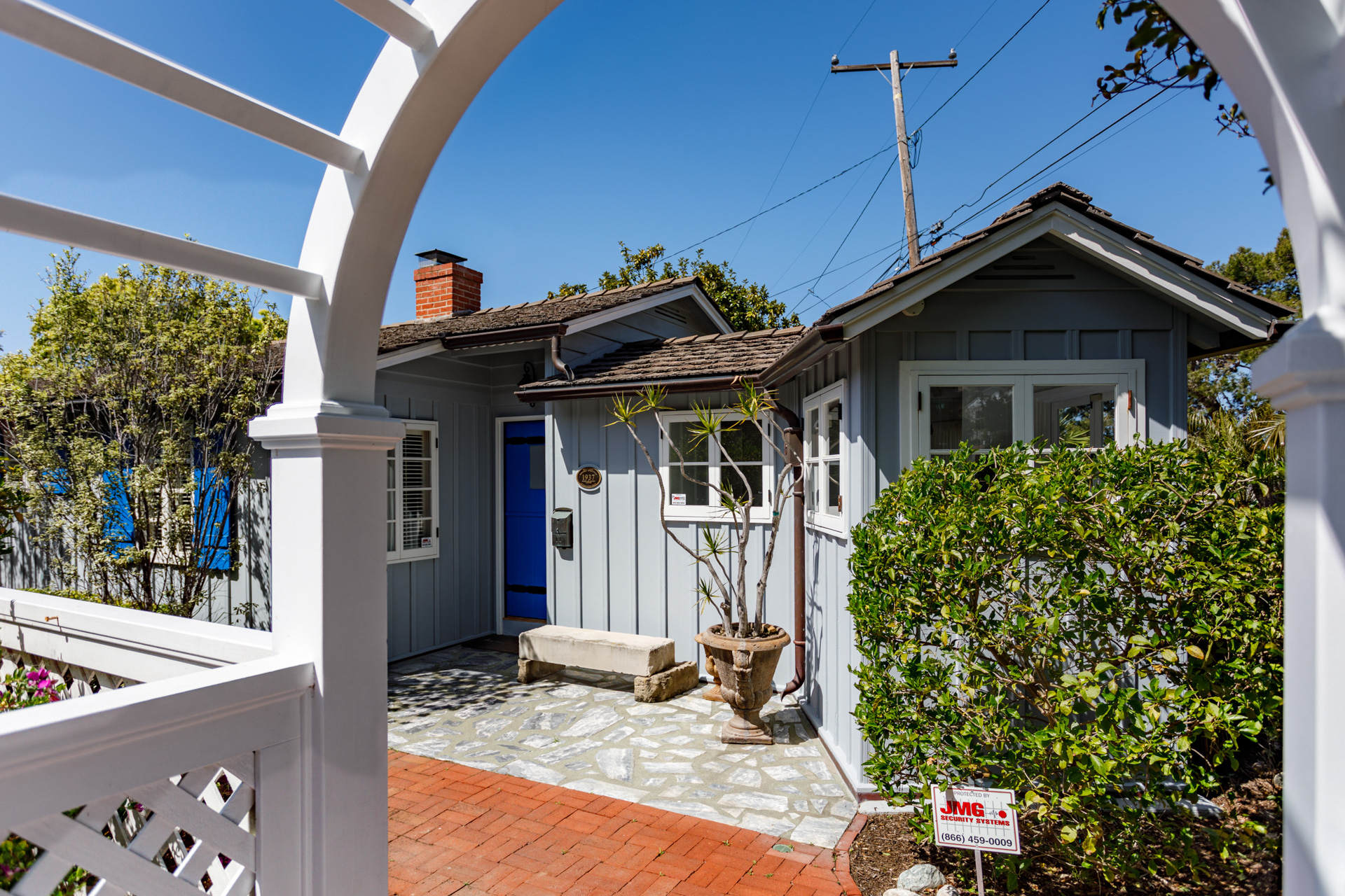 1215 Brangwyn Way, Laguna Beach