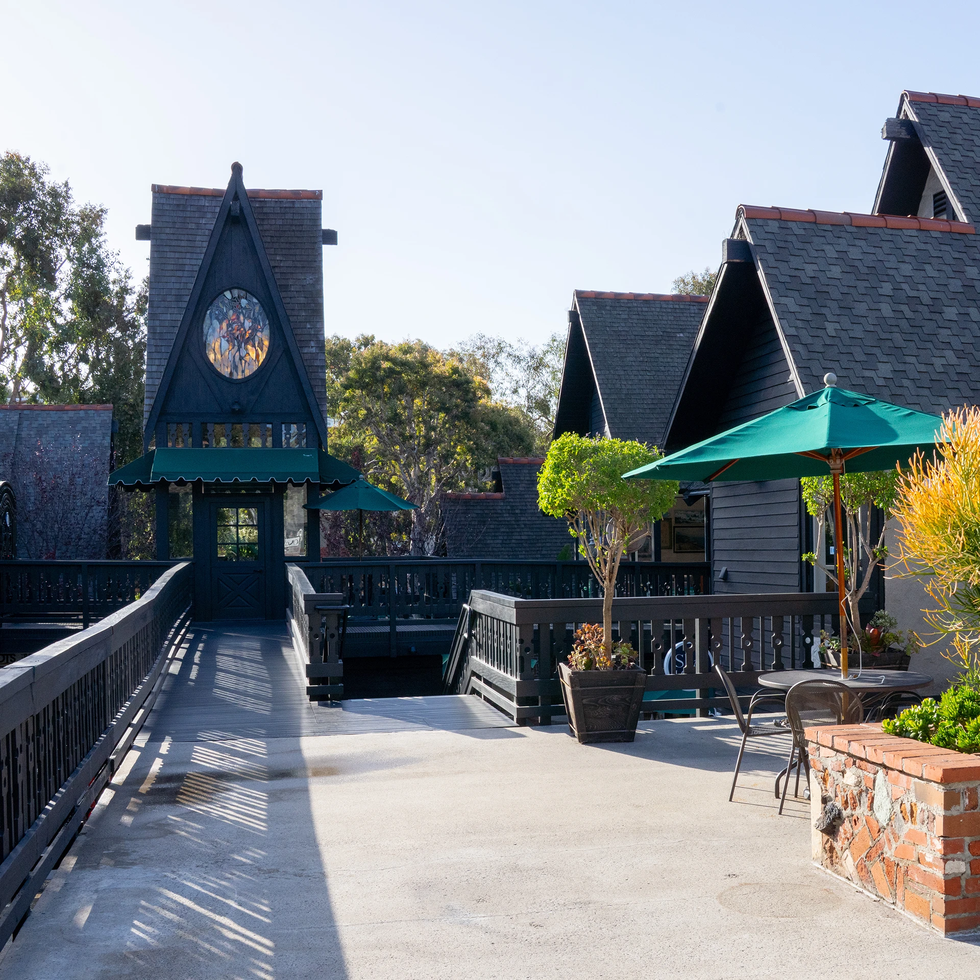 Laguna Beach Properties - Main Office Office